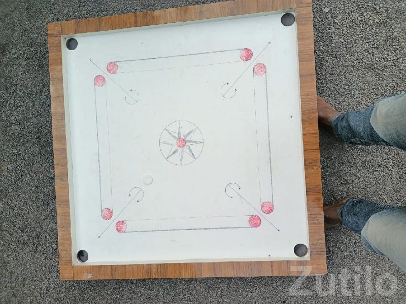 Wooden Carrom Board for Indoor Play Wooden Carrom Board for Indoor Play