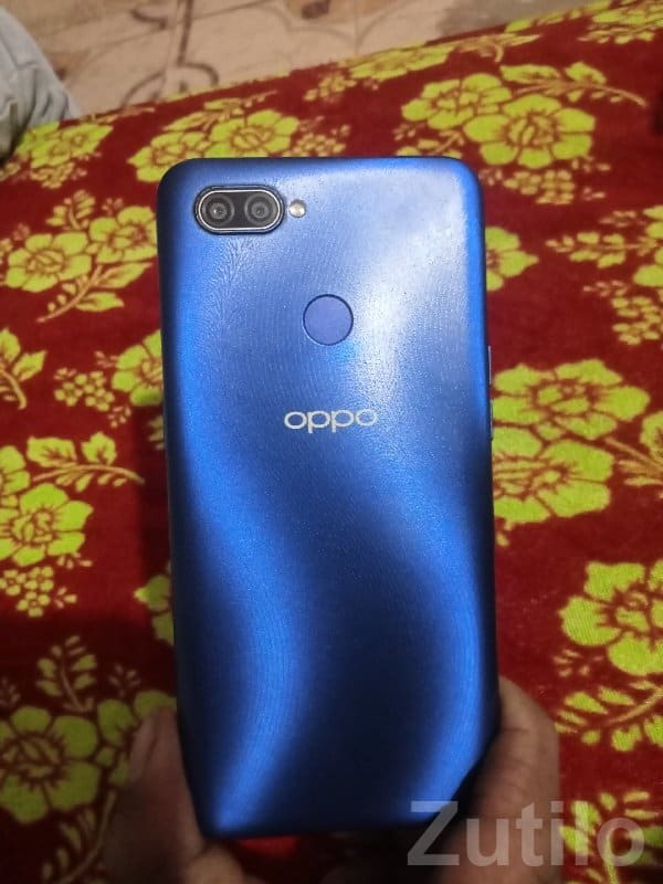 OPPO Blue Smartphone with Dual Camera