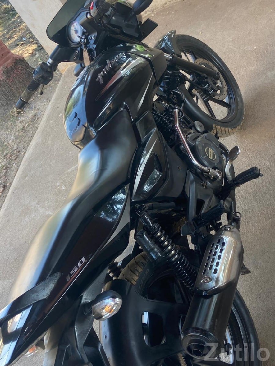 Bajaj Pulsar 150 Black 2018 Bike