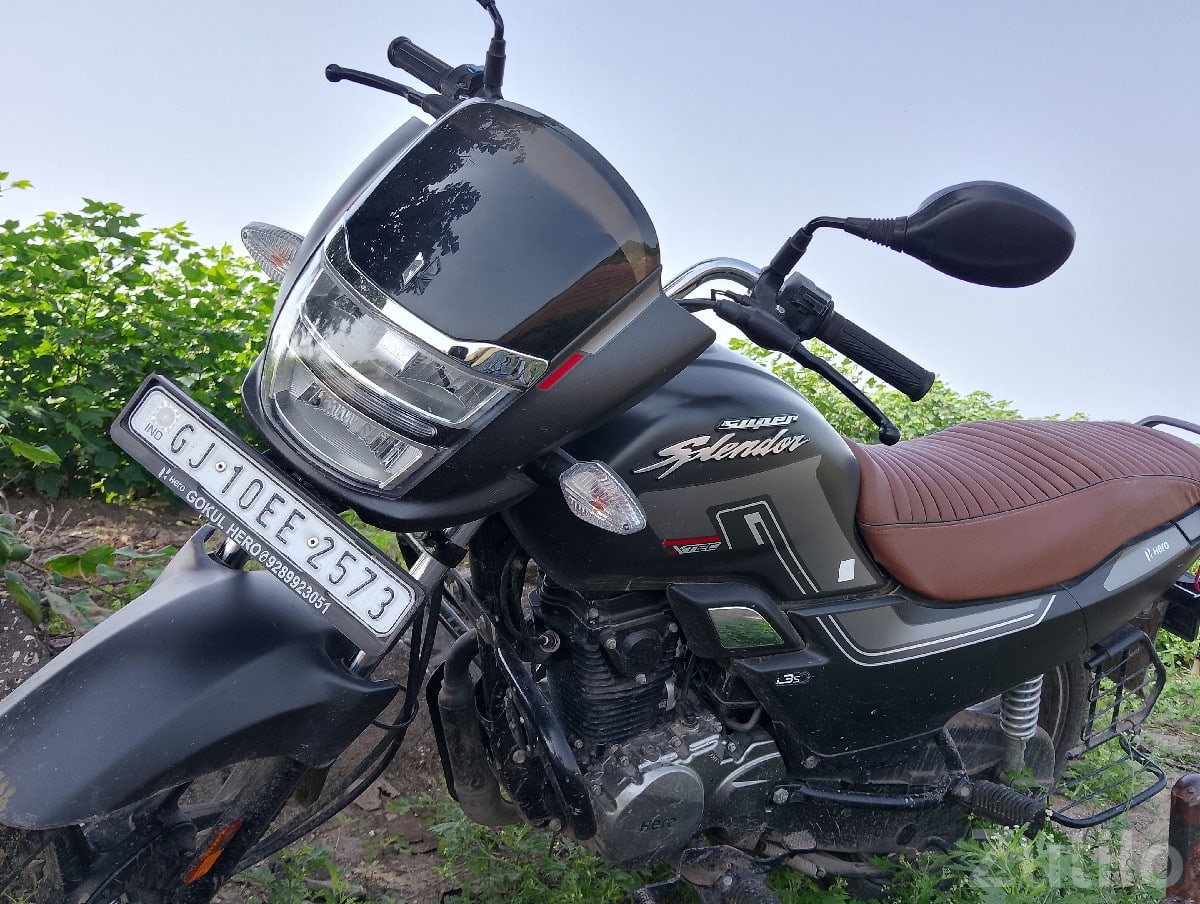 Hero Super Splendor 2025 Bike for Sale - બાઇક્સ - લાલપુર - Image 3