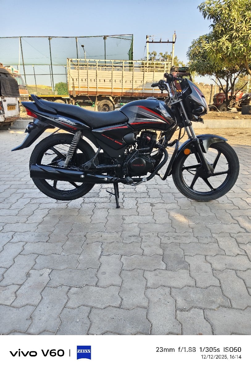 Honda Shine 125 Bike 2009 Model - Bikes - Keshod - Image 3