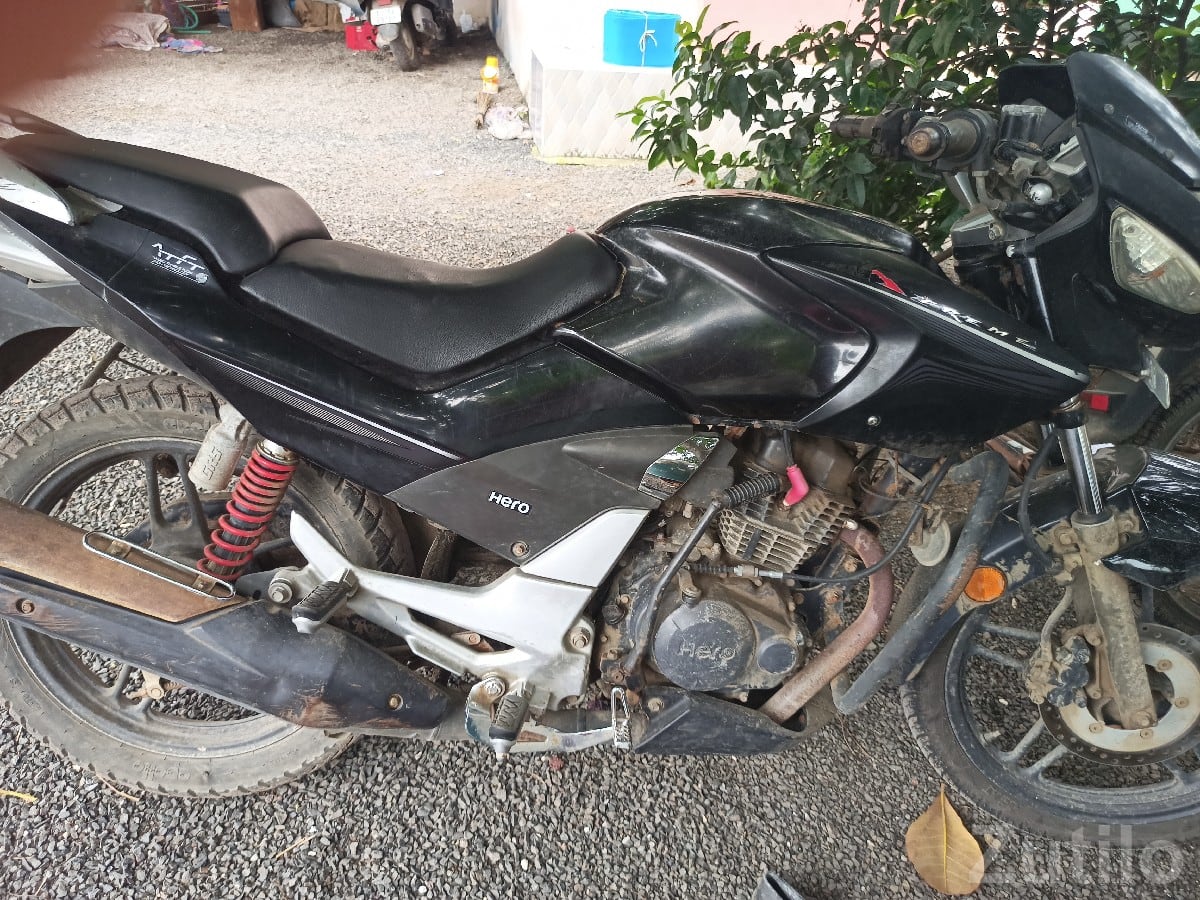 Used Hero CBZ Xtreme 2013 Bike - Bikes - Bhanvad - Image 3
