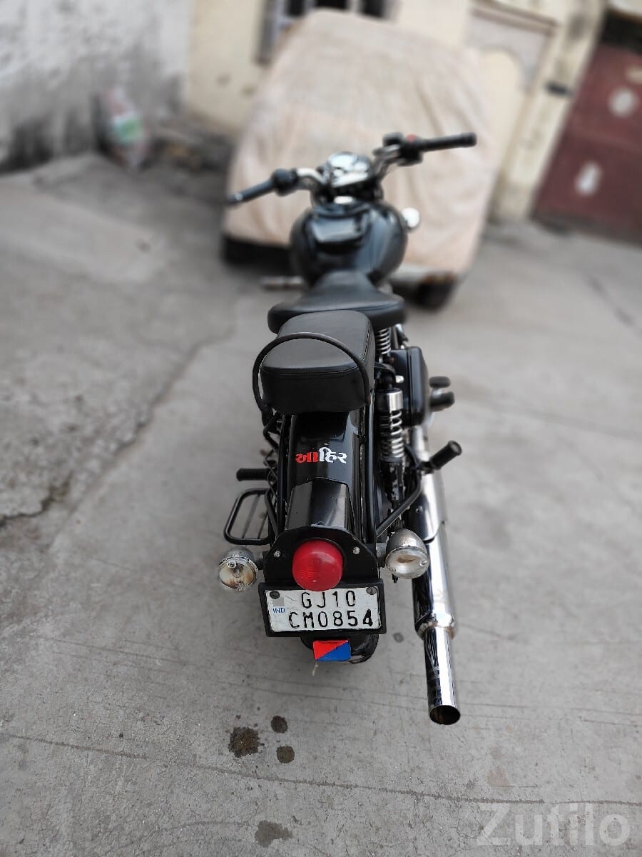 2017 Royal Enfield Classic 350 Used Bike - બાઇક્સ - જામજોધપુર - Image 2