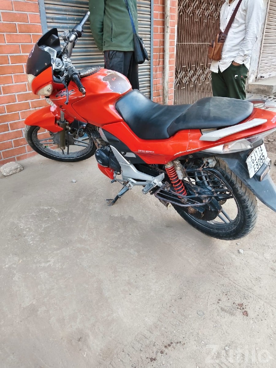 Hero CBZ Xtreme 2011 Red Bike for Sale Hero CBZ Xtreme 2011 Red Bike for Sale