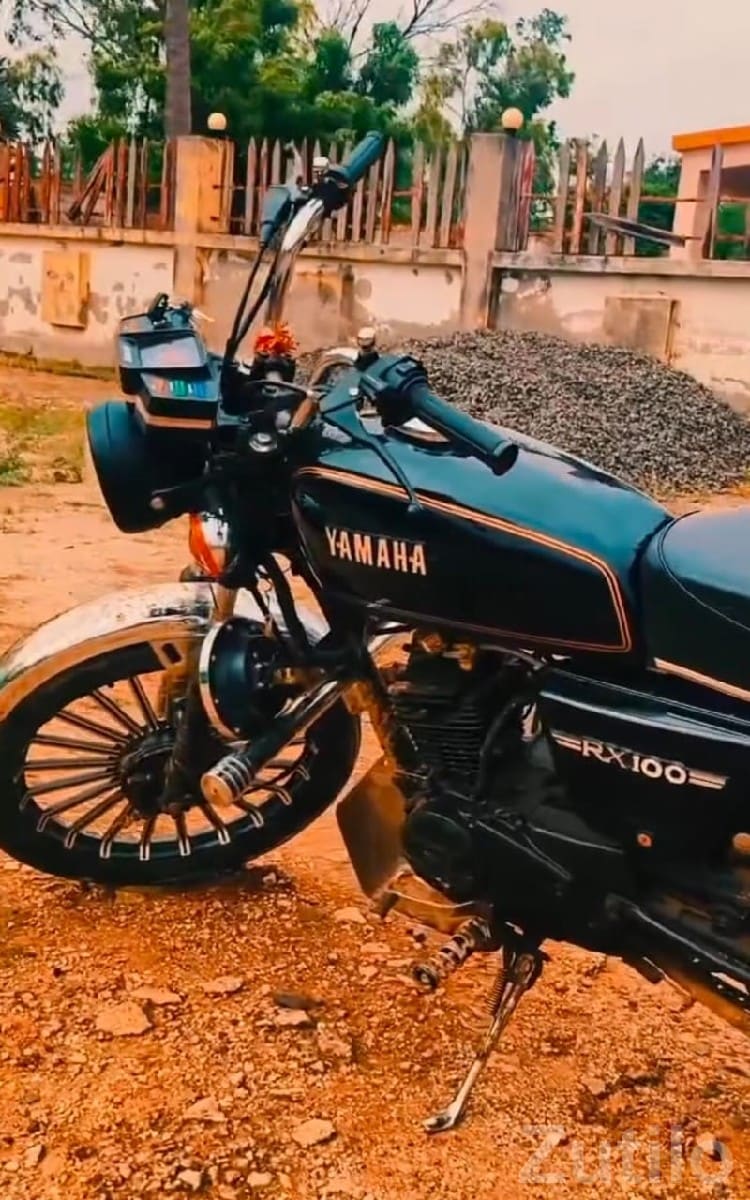 Yamaha Bike for Sale in Good Condition - બાઇક્સ - તાળાજા - Image 3