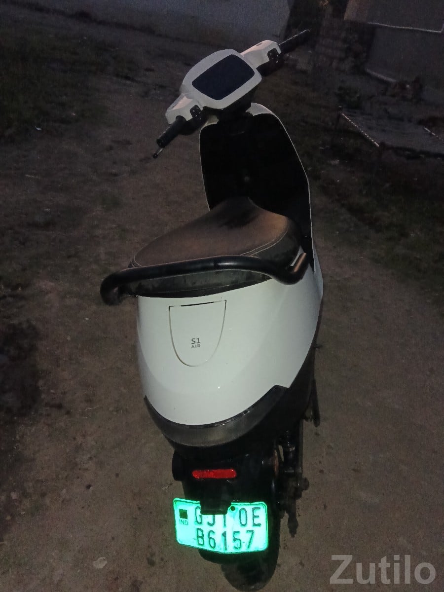 Ola S1 Air 2024 Electric Scooter 7100km - Bikes - Jamjodhpur - Image 2