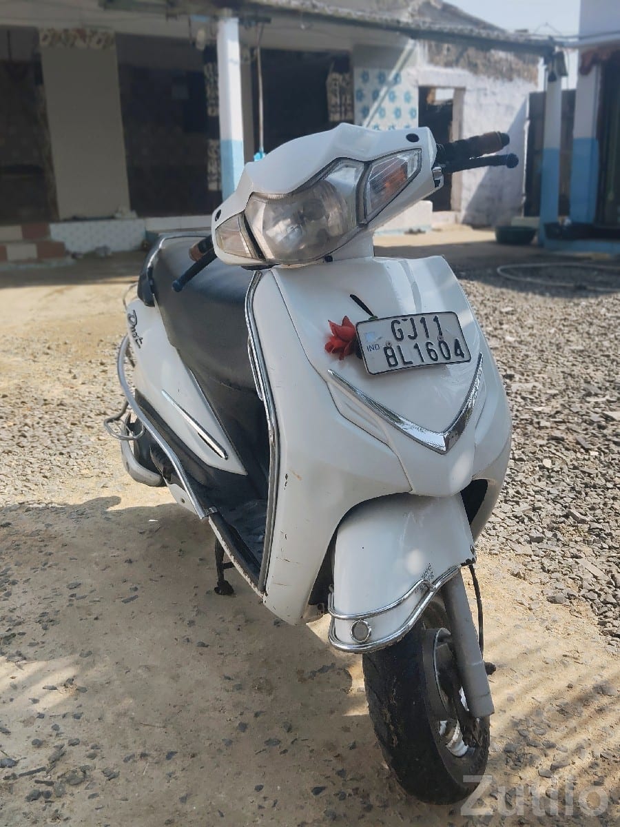 Hero Duet 125 Scooter 2016 for Sale - Bikes - Mangrol - Image 2