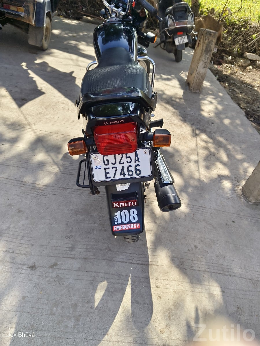 Hero Splendor 2024 Black Used Bike - Bikes - Bhanvad - Image 2