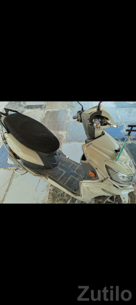 Used Beige Scooter 2022-23 Model