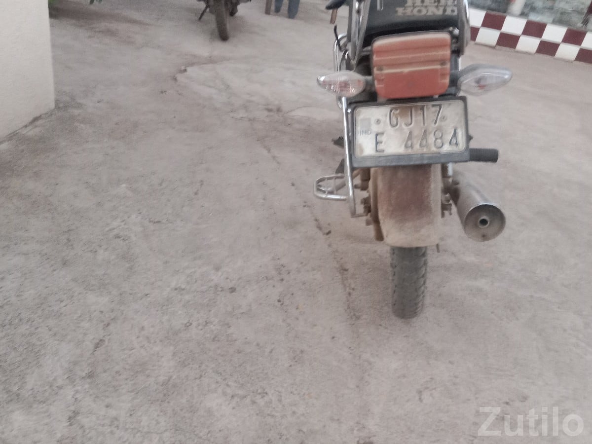 Hero Honda Super CD 1996 Used Bike - Bikes - Jamjodhpur - Image 2
