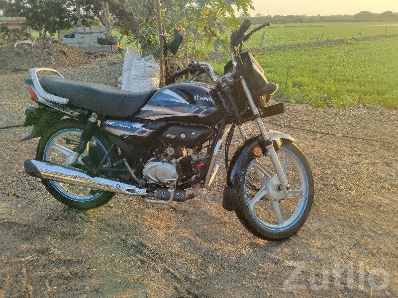 Hero CD Deluxe 2023 Used Bike 15000 km Hero CD Deluxe 2023 Used Bike 15000 km