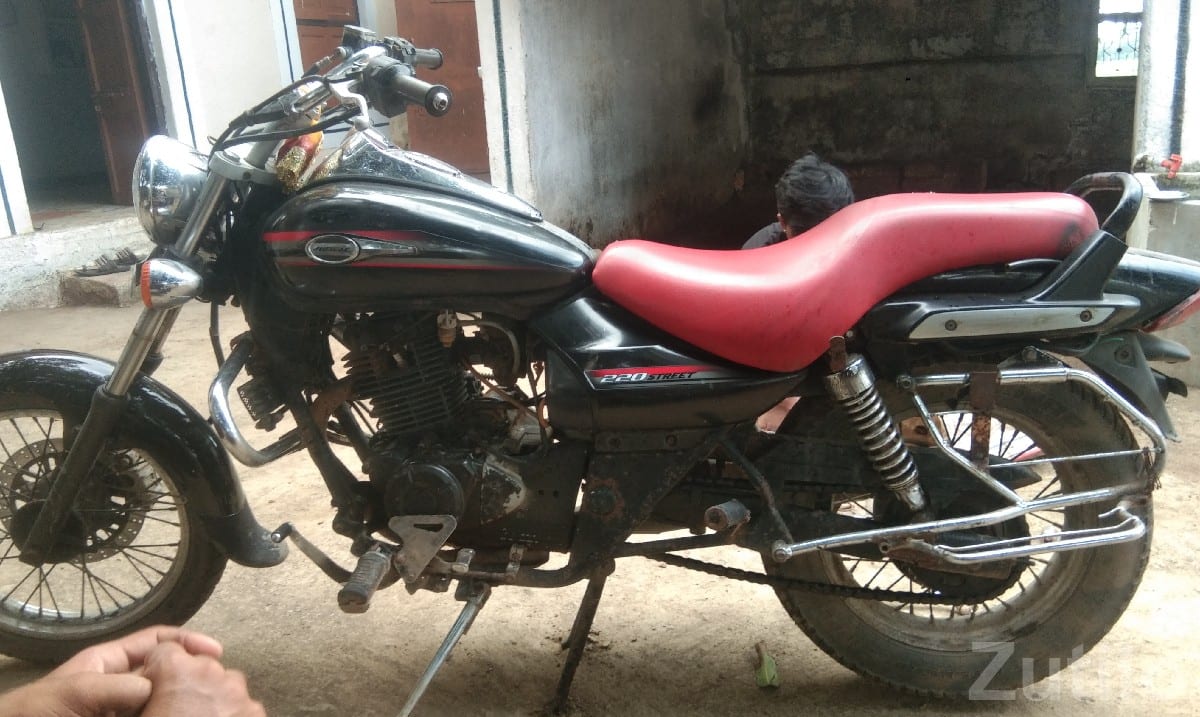 Bajaj Avenger 220 2014 Used Bike - Bikes - Bhesan - Image 2