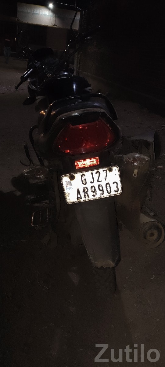 Honda CB Shine 2015 Used Bike - Bikes - Bhanvad - Image 2