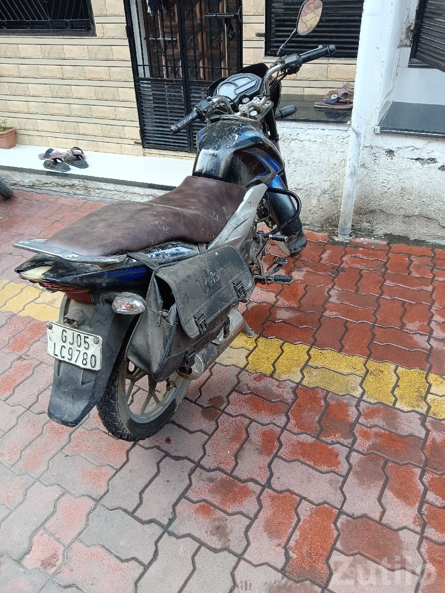 Used Bajaj Discover 2014 Bike 22000 km - Bikes - Jasdan - Image 2