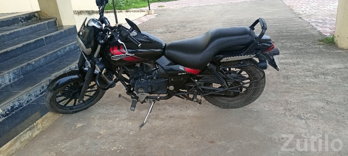 Bajaj Avenger 220 Street bike 2019