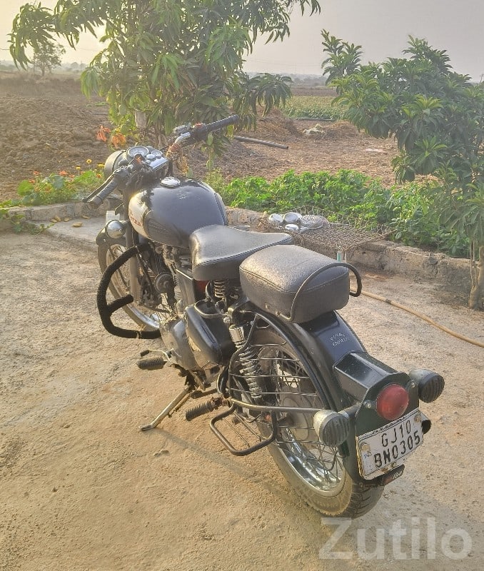 Royal Enfield Bullet Classic 350 2013