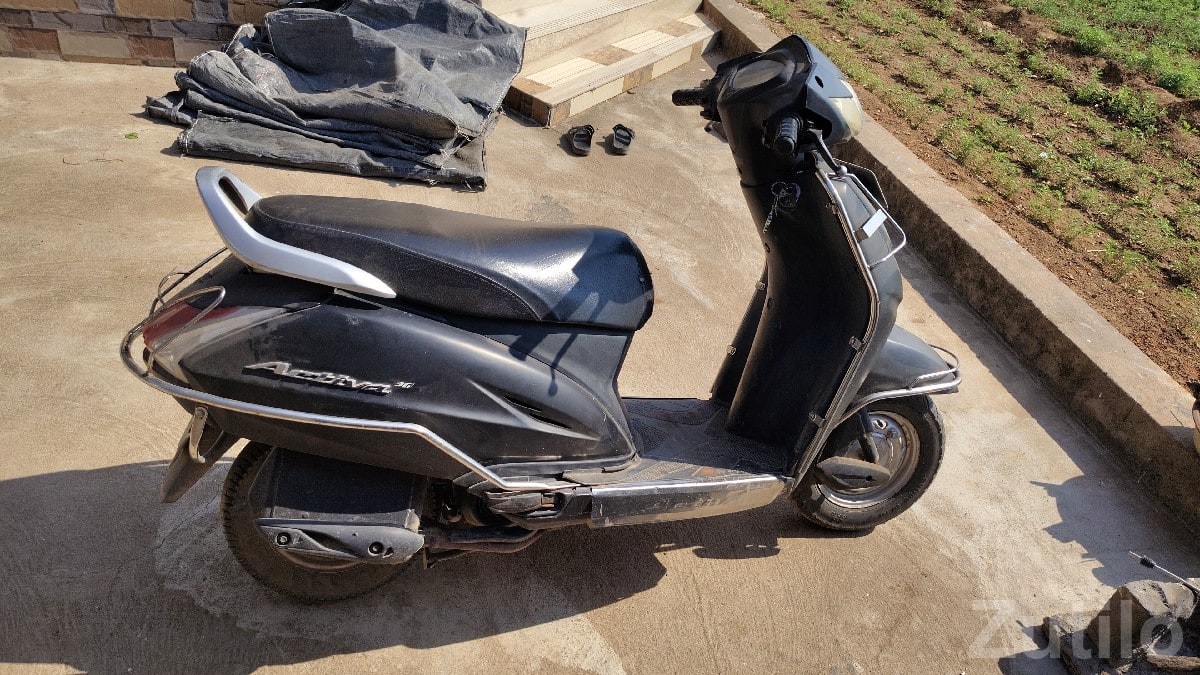 Honda Activa 3G scooter 2015 model