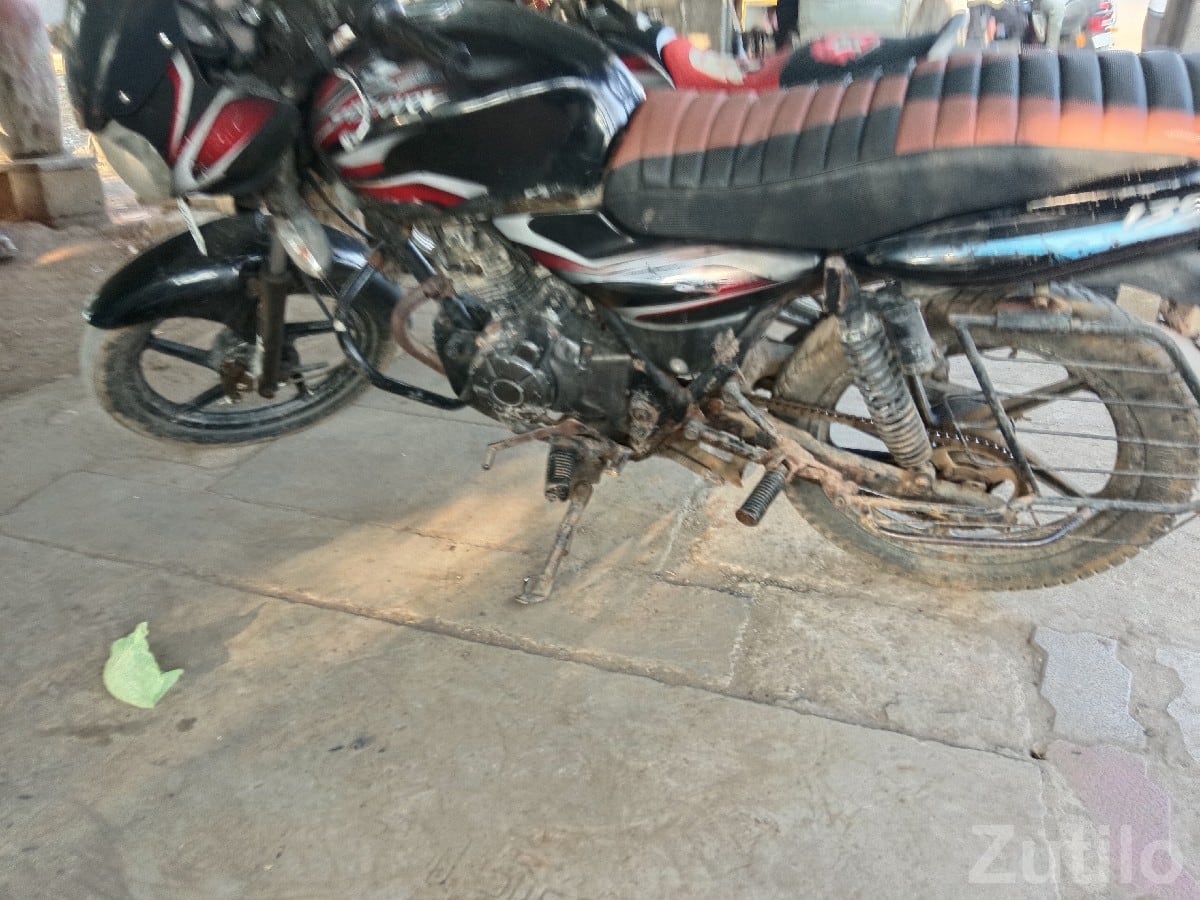 Discover 2012 Used Bike for Sale - બાઇક્સ - કેશોદ - Image 3