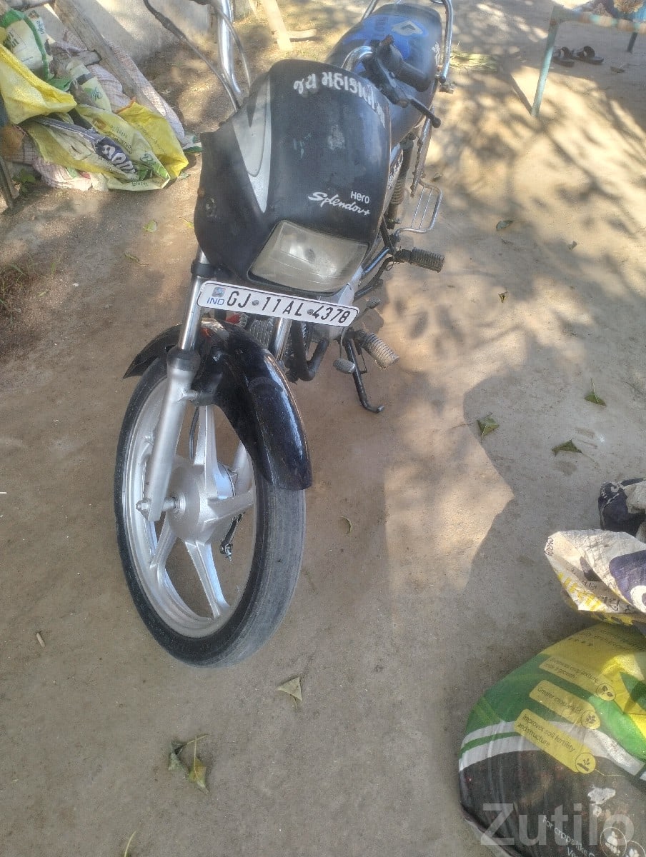 Used Splendor Motorcycle Single Owner - Bikes - Una - Image 3