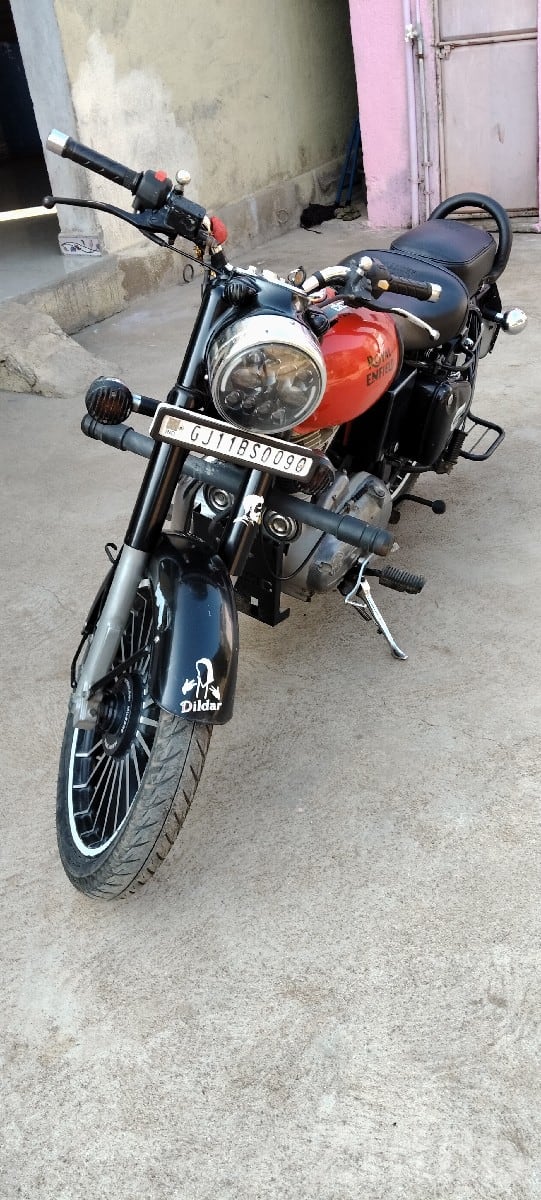 Royal Enfield Bullet Classic 350 Bike