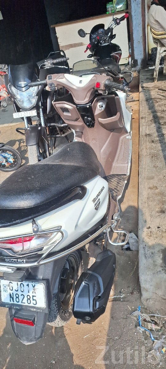 Suzuki Burgman 2023 Scooter for Sale - Bikes - Talala - Image 2
