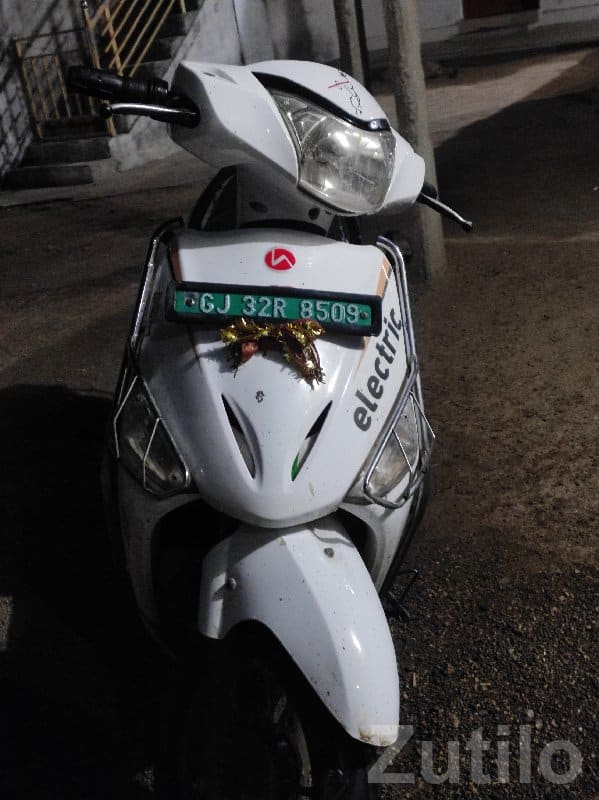 White Electric Scooter for Sale White Electric Scooter for Sale