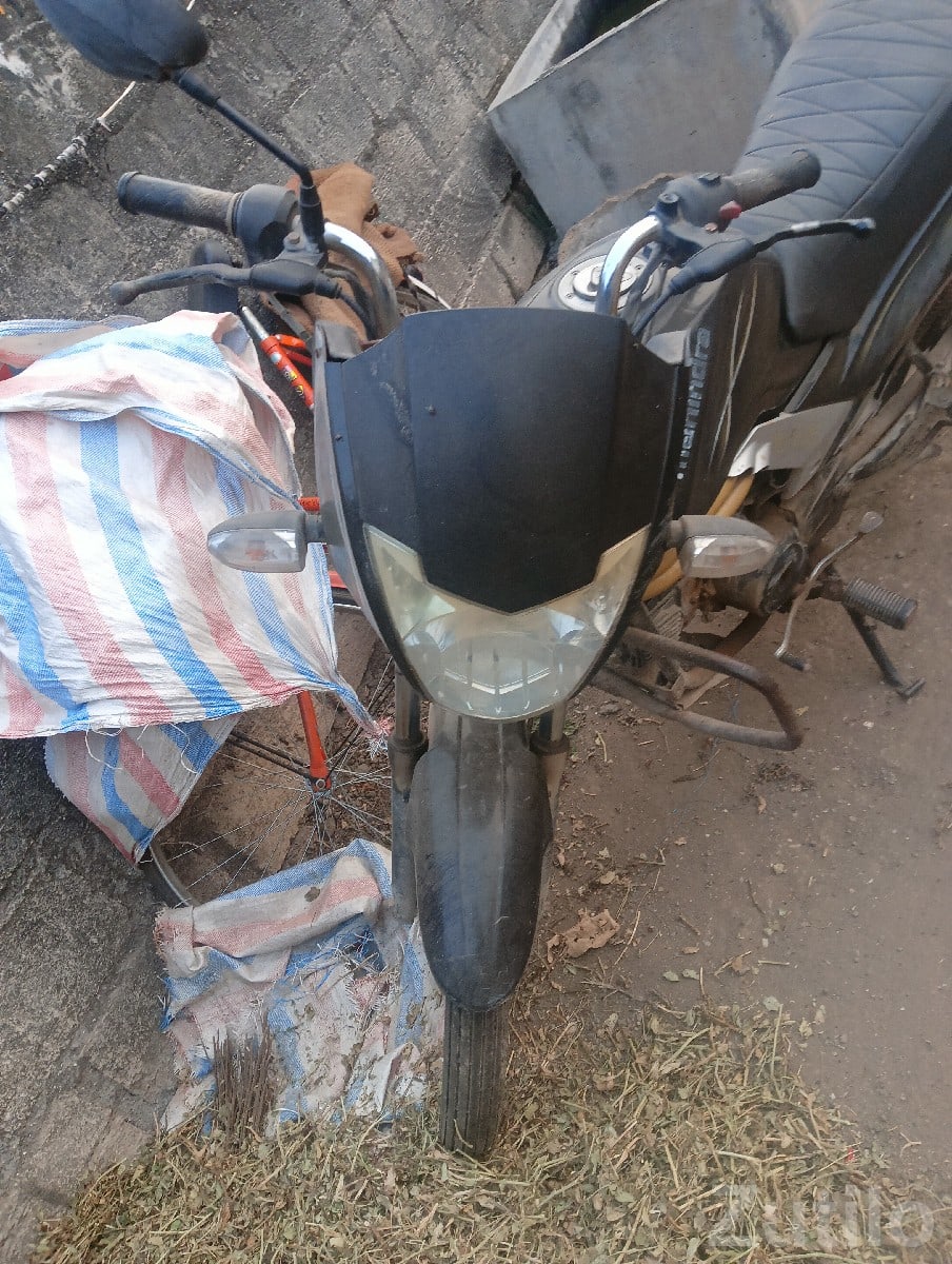 2014 Used Bike for Sale with New Tyres - બાઇક્સ - લાલપુર - Image 3