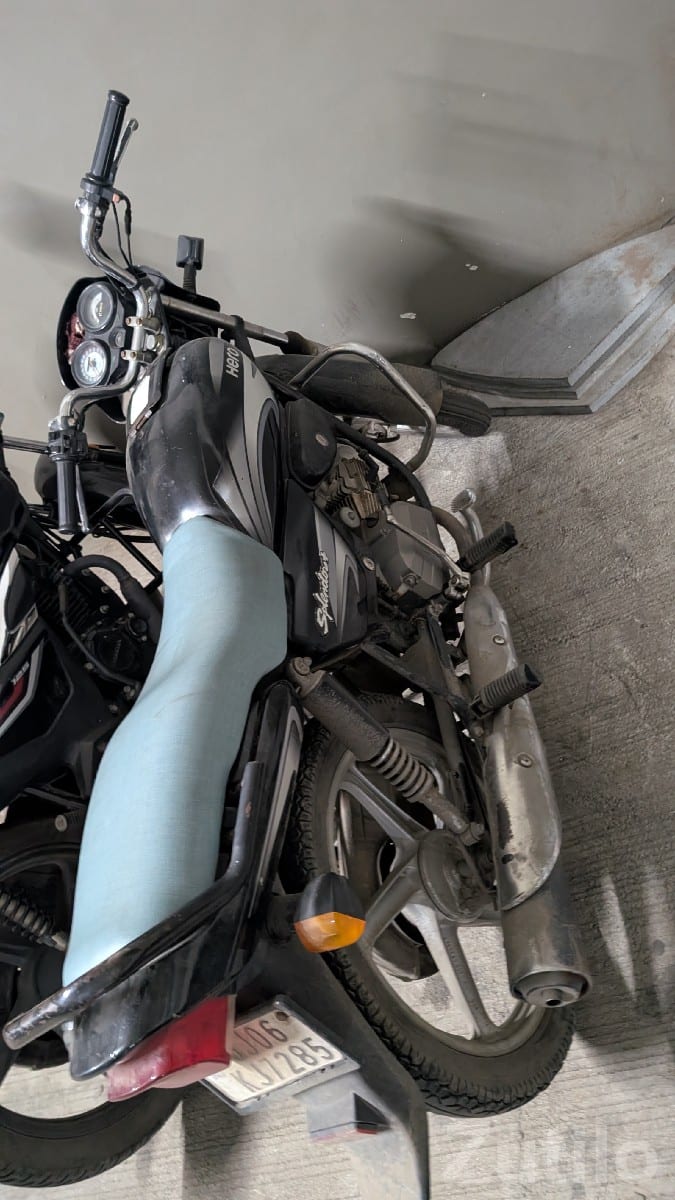 Hero Splendor 2016 Used Bike for Sale - બાઇક્સ - રાજકોટ શહેર - Image 3