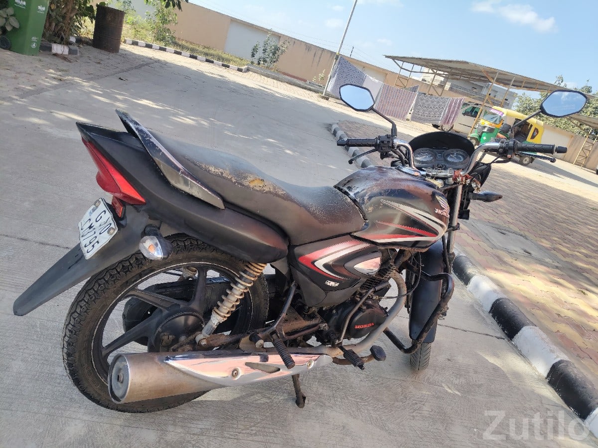 Honda CB Shine 125 2017 Used Bike - બાઇક્સ - ખંભાળિયા - Image 3