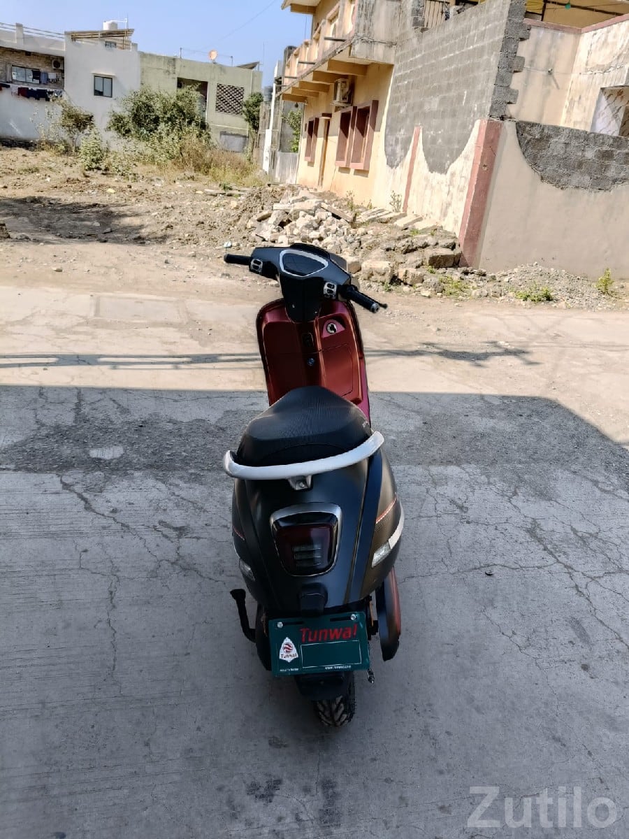 Tunwal Electric Scooter in Top Condition - Bikes - Bhesan - Image 2
