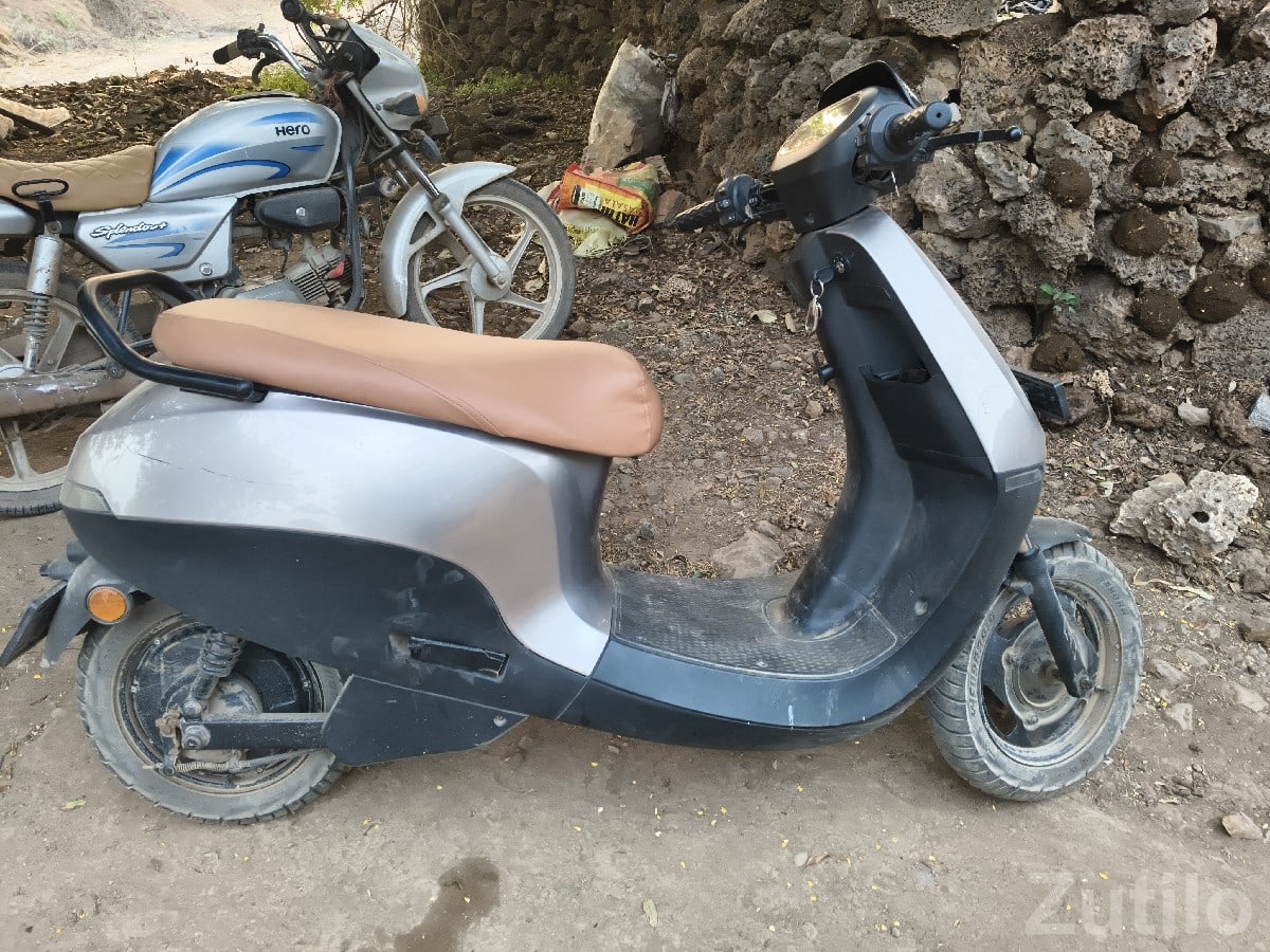 Ola S1 Electric Scooter in Excellent Condition - Bikes - Bhesan - Image 2