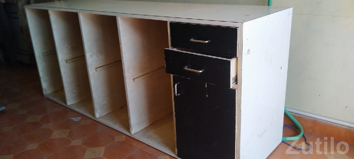 Used Wooden Shop Rack / Counter Shelf - Cupboards & Storage - Keshod - Image 3