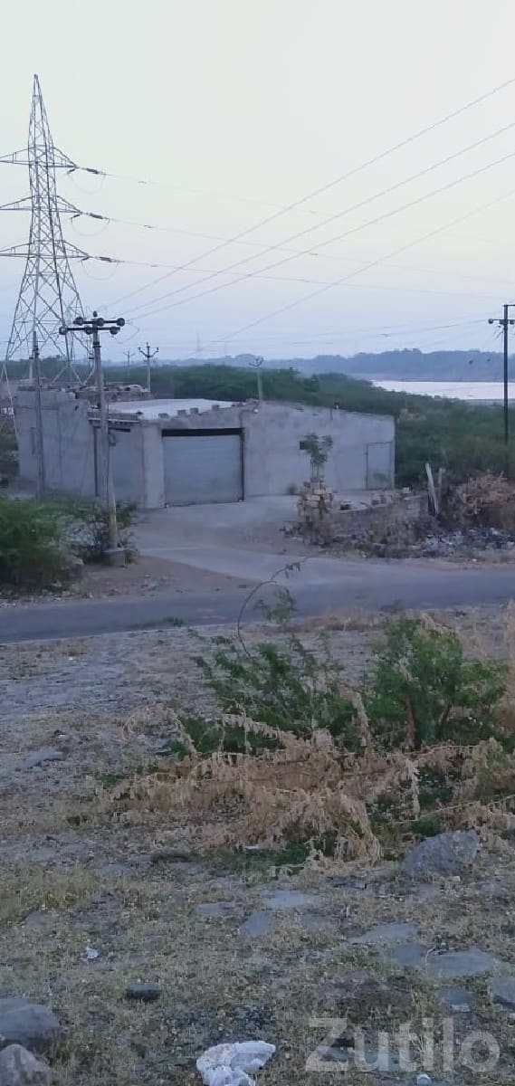 Commercial Shop with House for Sale - Commercial Property - Ranavav - Image 2