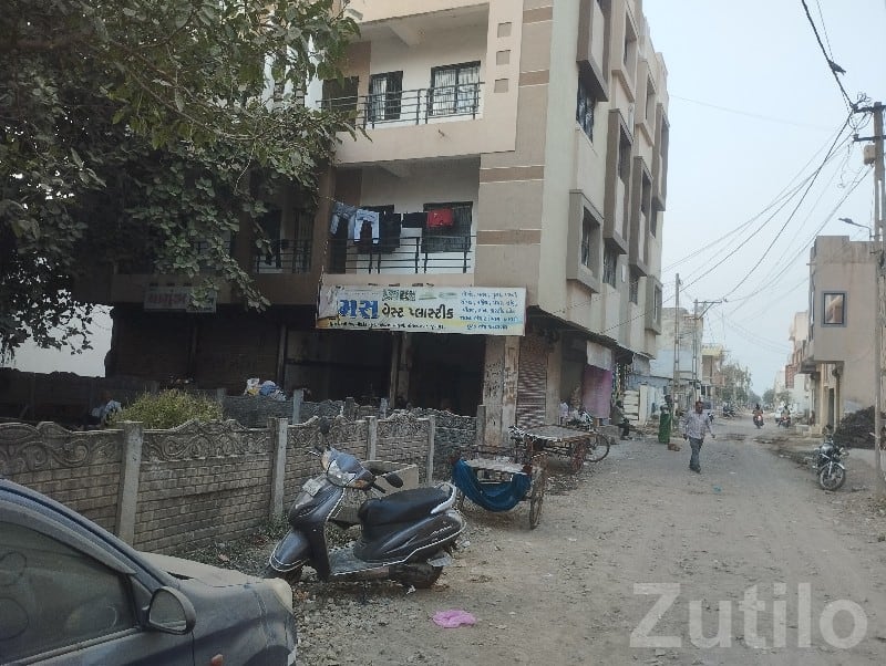 Road Facing Shop Space in Nilkkhad Nagar Road Facing Shop Space in Nilkkhad Nagar
