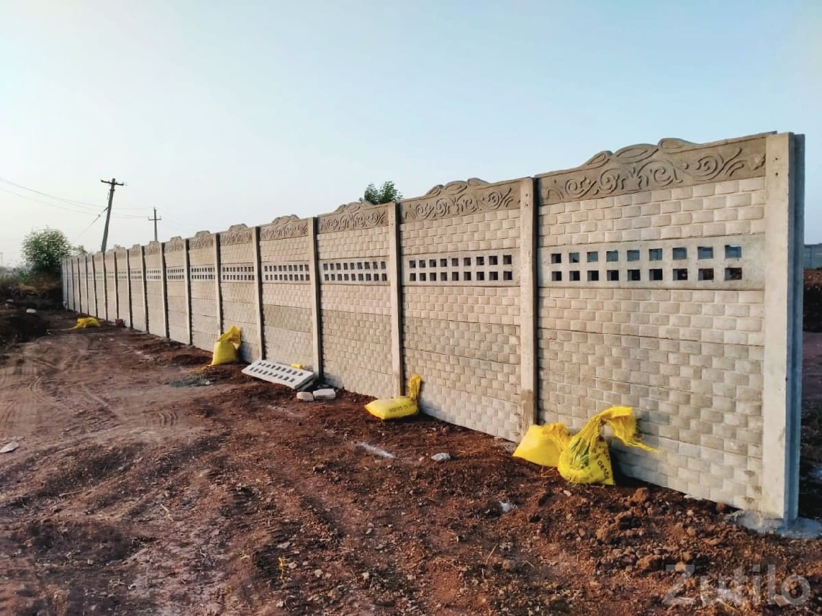 RCC Folding Compound Wall Panels