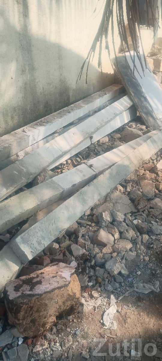 Old Concrete Pillars for Sale - વિવિધ - જફરાબાદ - Image 2