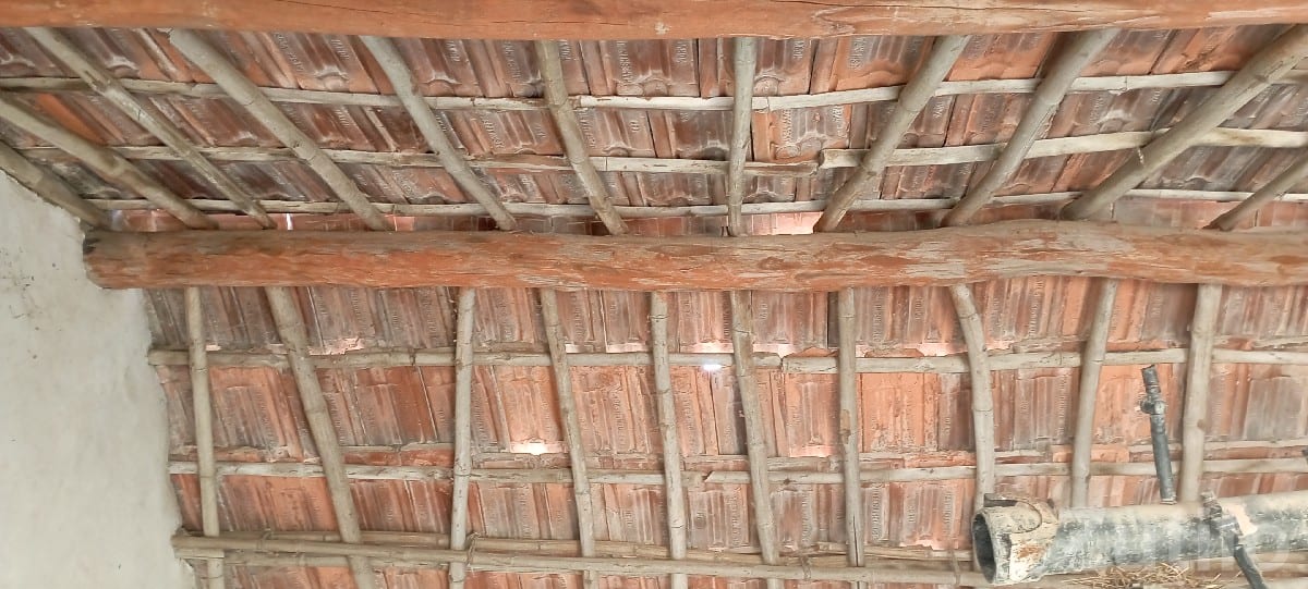 Old Wooden Farja Roof Beams for Sale - વિવિધ - ગઢડા - Image 3