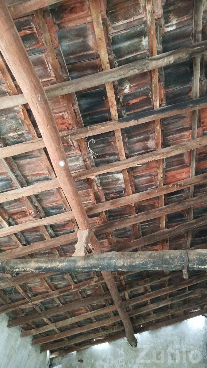 Old Wooden Varand Roof Structure for Sale - Miscellaneous - Visavadar - Image 2