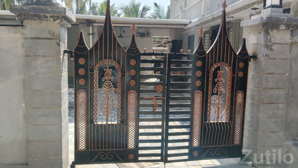 Heavy Iron Main Gate for Sale 8x6 ft - Miscellaneous - Mangrol - Image 2
