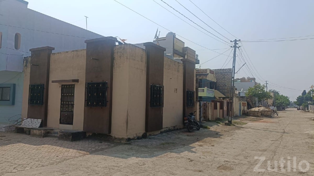 2 BHK Corner House for Sale in Kutiyana - ઘર વેચાણ માટે - કુટિયાણા - Image 3
