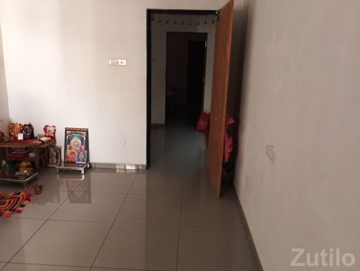 2 Floor House for Sale in Kutiyana - ઘર વેચાણ માટે - કુટિયાણા - Image 3