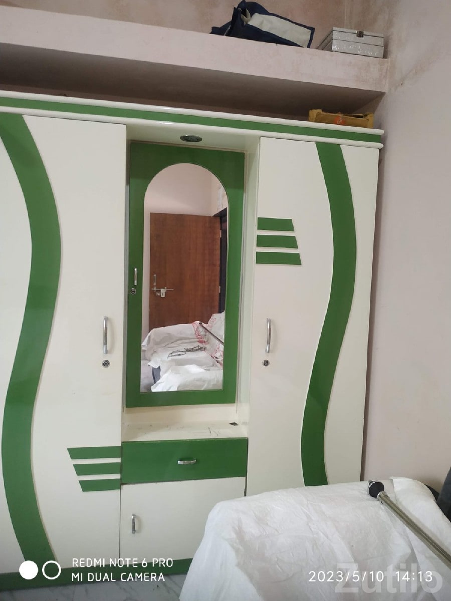 Wooden Wardrobe with Mirror Cabinet - કબાટ અને સ્ટોરેજ - ઊના - Image 2