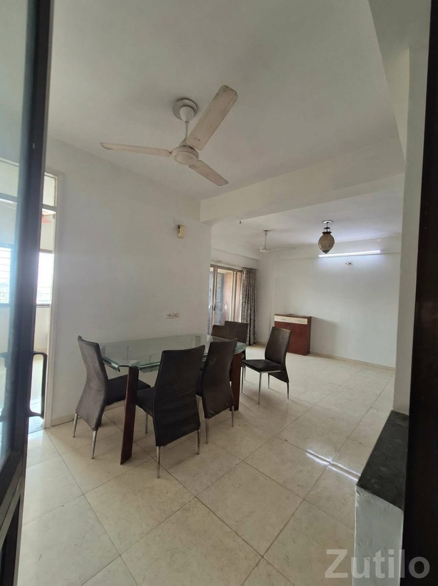 2 BHK Flat for Sale in Venus Parkland Vejalpur - ઘર વેચાણ માટે - દસ્ક્રોઇ - Image 2