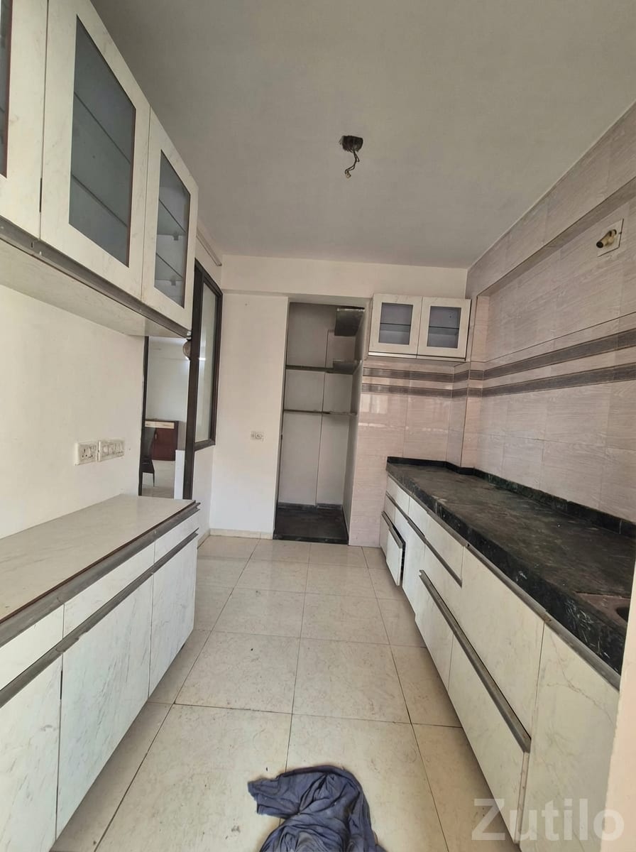 2 BHK Flat for Sale in Venus Parkland Vejalpur - ઘર વેચાણ માટે - દસ્ક્રોઇ - Image 3