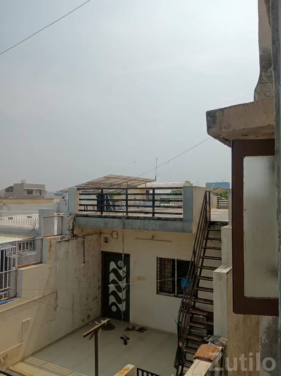 1 BHK Semi Furnished Flat for Sale SG Highway - House for Sale - Mandal - Image 2
