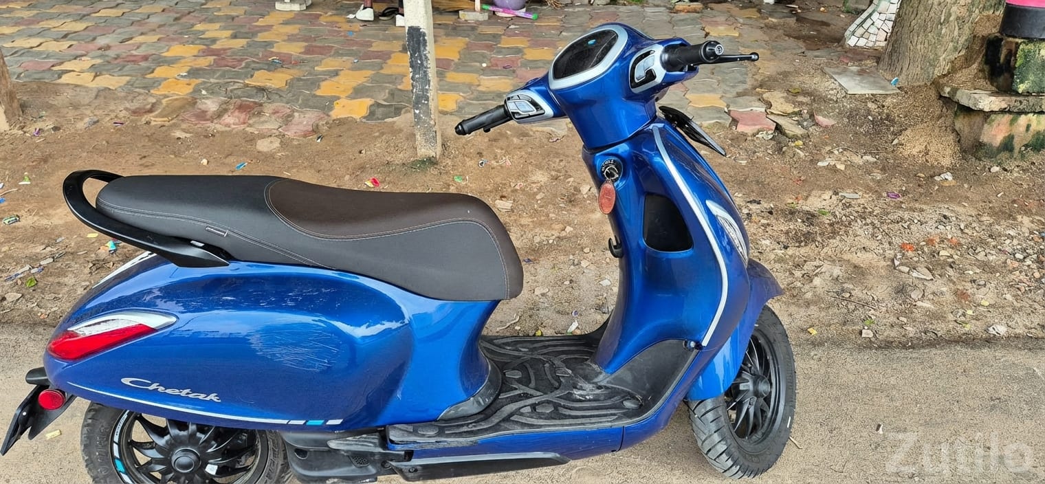 Bajaj Chetak Electric Scooter 6 Months Old - બાઇક્સ - આણંદ - Image 3
