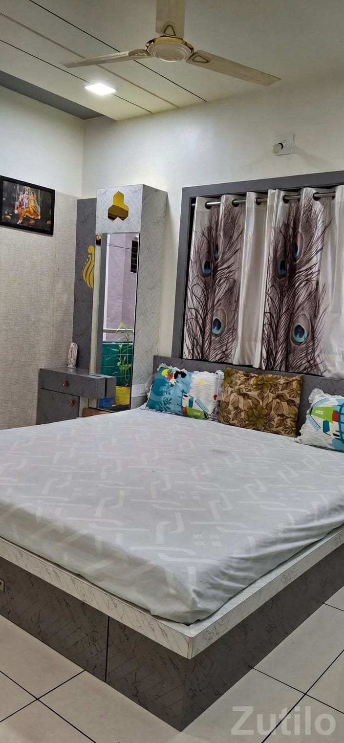 2 BHK Furnished Flat for Sale in Morbi - ઘર વેચાણ માટે - મોરબી - Image 2