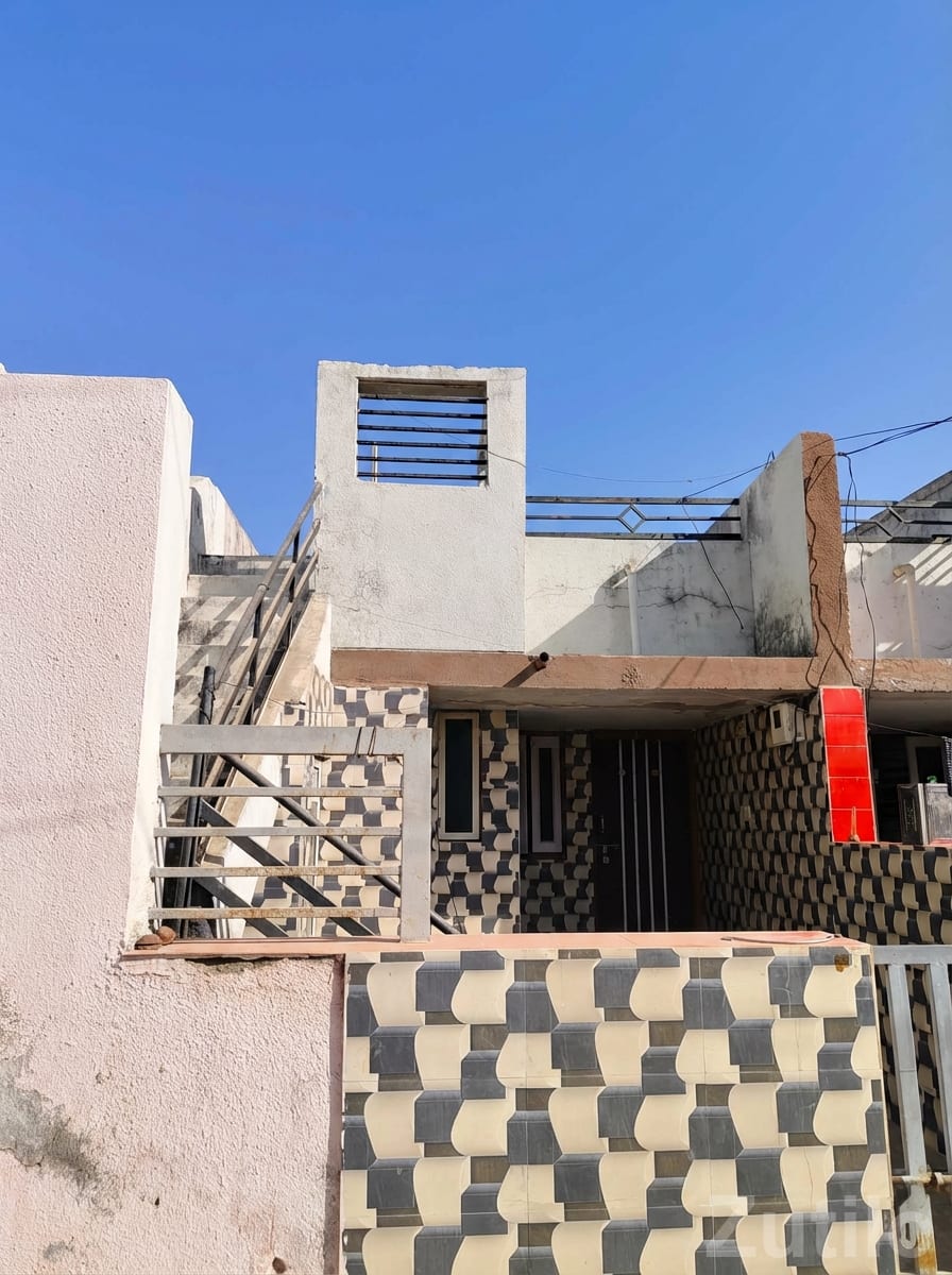 Residential House for Sale in Palanpur - ઘર વેચાણ માટે - પાલનપુર - Image 2