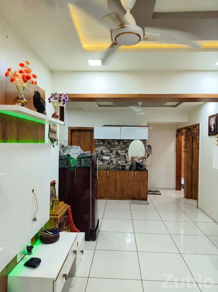 Fully Furnished 2BHK Flat for Sale in Rajkot - House for Sale - Rajkot City - Image 3