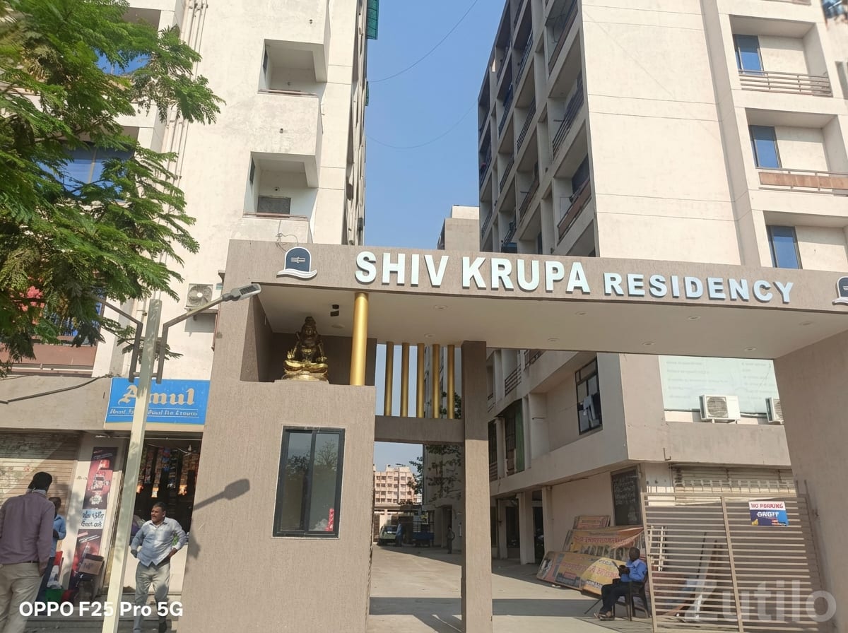 Flat for Sale in Ahmedabad - House for Sale - Ahmedabad City - Image 3